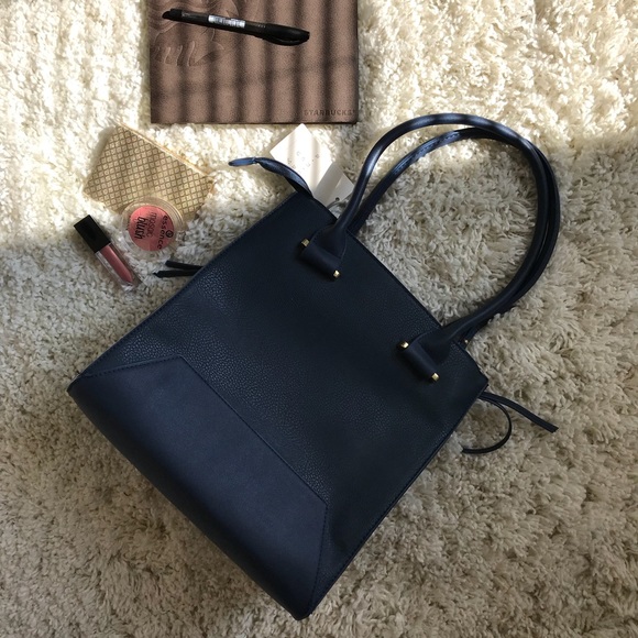 🎄SALE Navy Blue Tote Bag - Picture 3 of 5